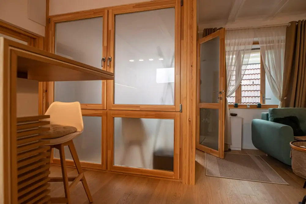 Proiect: Tâmplărie Lemn. Proiect Rezidențial Șcheii Brașovului