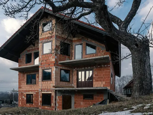 Proiect: Tâmplărie Lemn. Casă rezidențială Bran